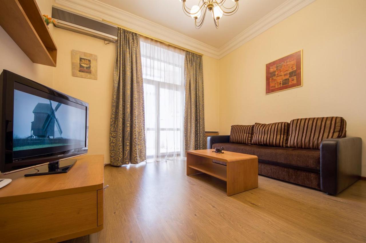 Apartment with jacuzzi and view on Khreschatyk Kiew Exterior foto