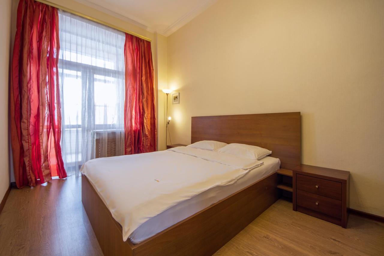 Apartment with jacuzzi and view on Khreschatyk Kiew Exterior foto